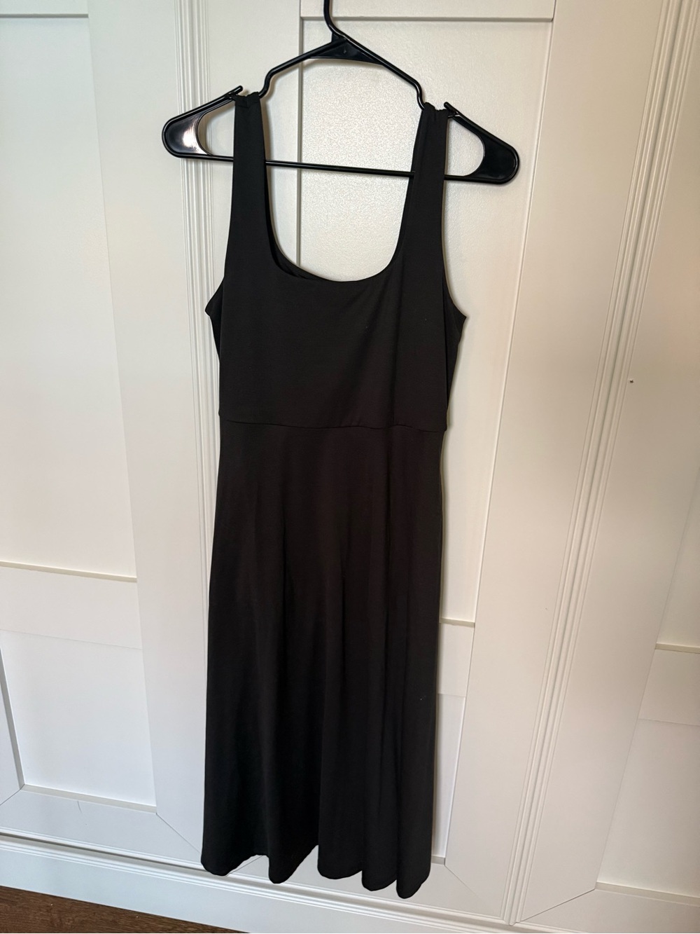 Quince Black Scoop Neck Midi Dress
